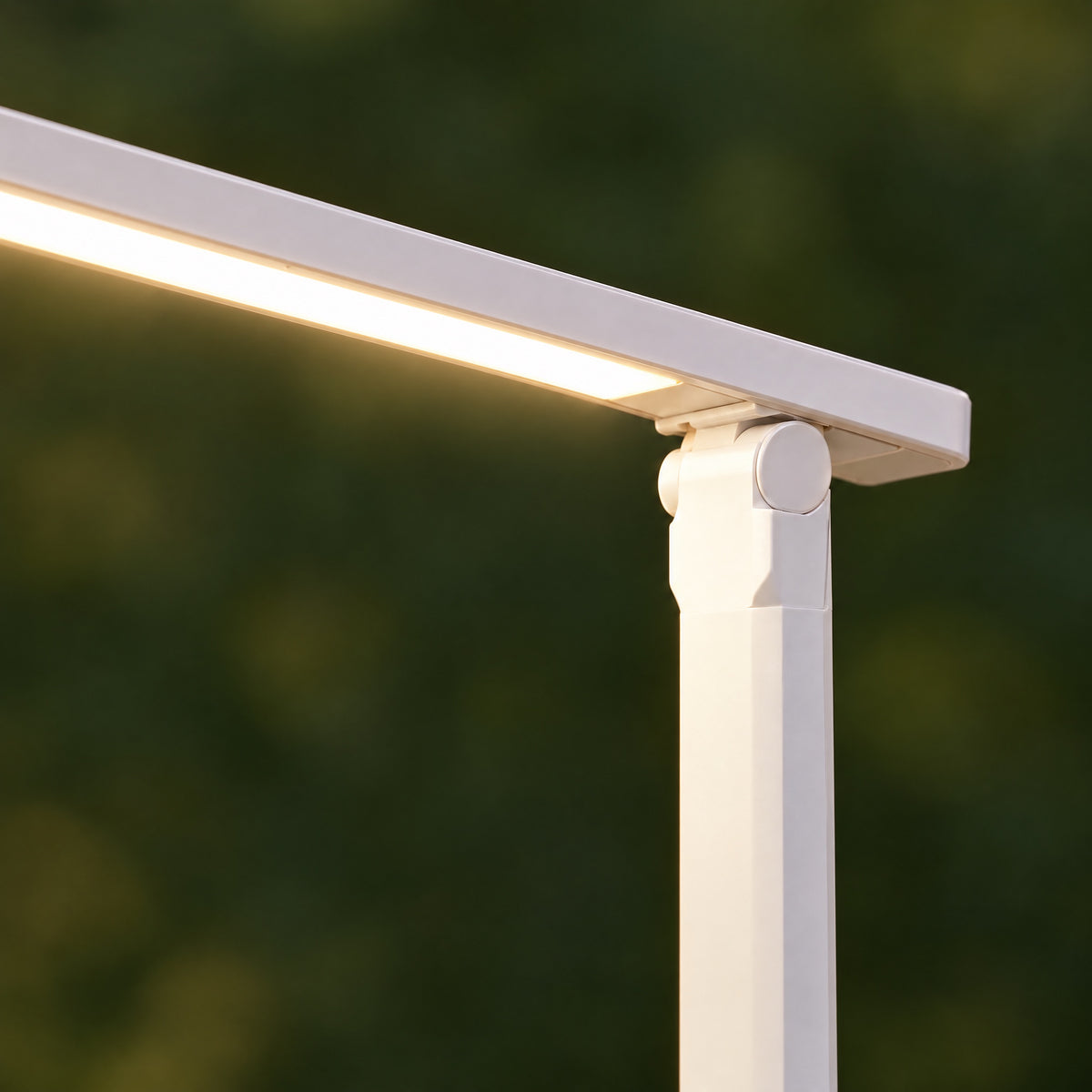 Rechargeable Desk Lamp close-up detail