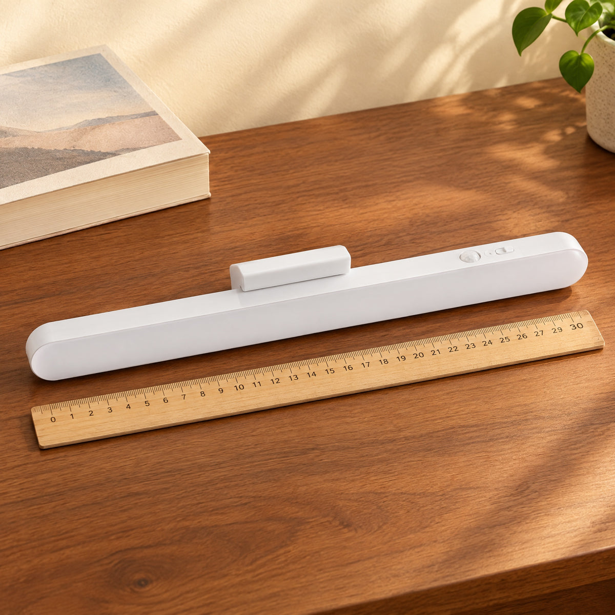 Magnetic Light size and dimensions